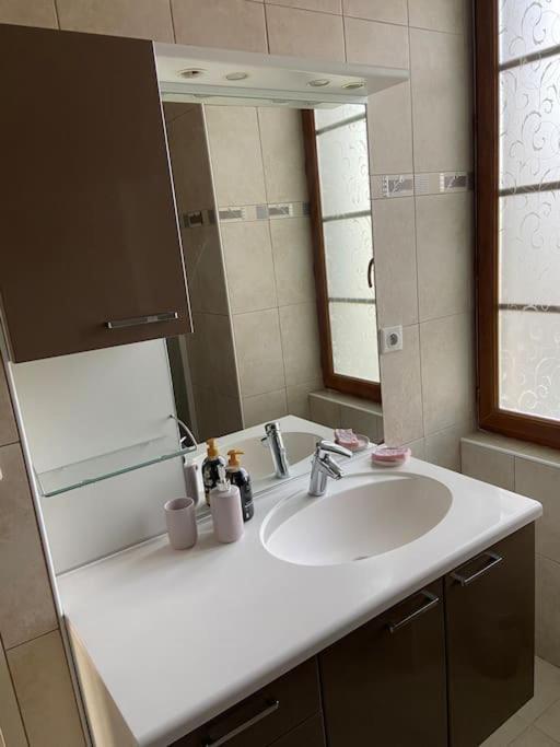 Notre Petite Maison Dans La Prairie Saint-Germain-du-Bel-Air Extérieur photo